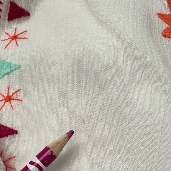 Jun & Ivy Short Sleeve V-Neck‎ Embroidered Romper Size Large - Picture 7 of 7